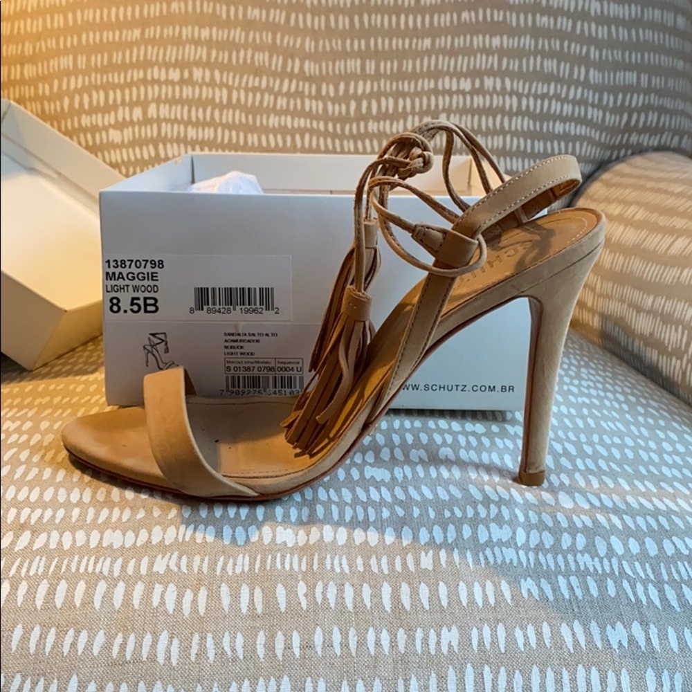 Schutz Maggie Tassel Sandals - Light Wood 8.5